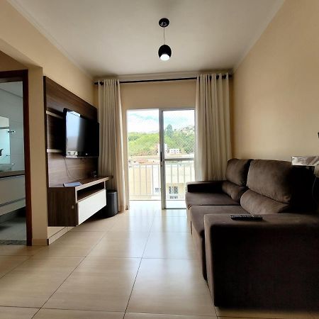 Grande Apt No Centro C/ Cozinha Completa Varanda Poços de Caldas Esterno foto