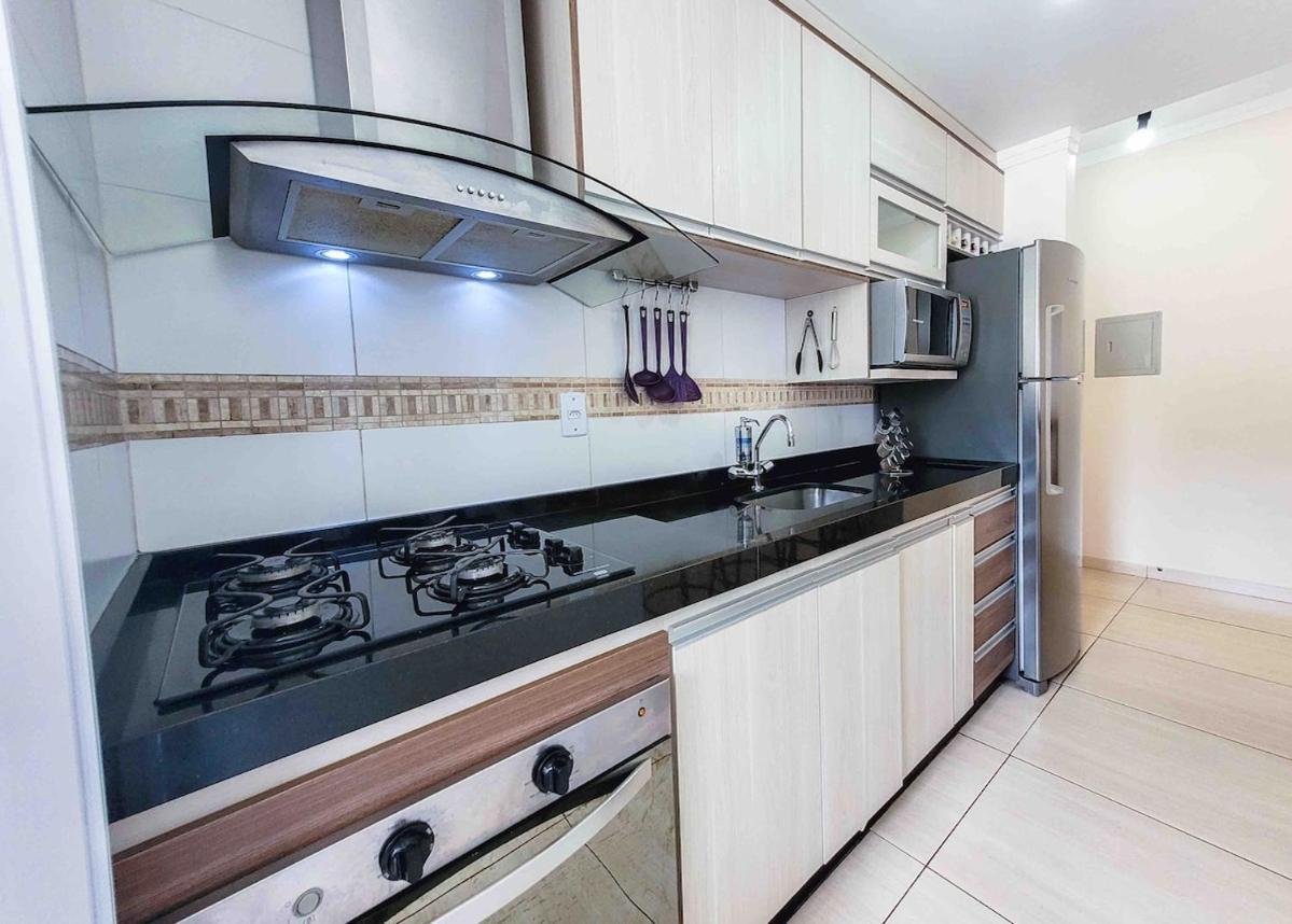Grande Apt No Centro C/ Cozinha Completa Varanda Poços de Caldas Esterno foto