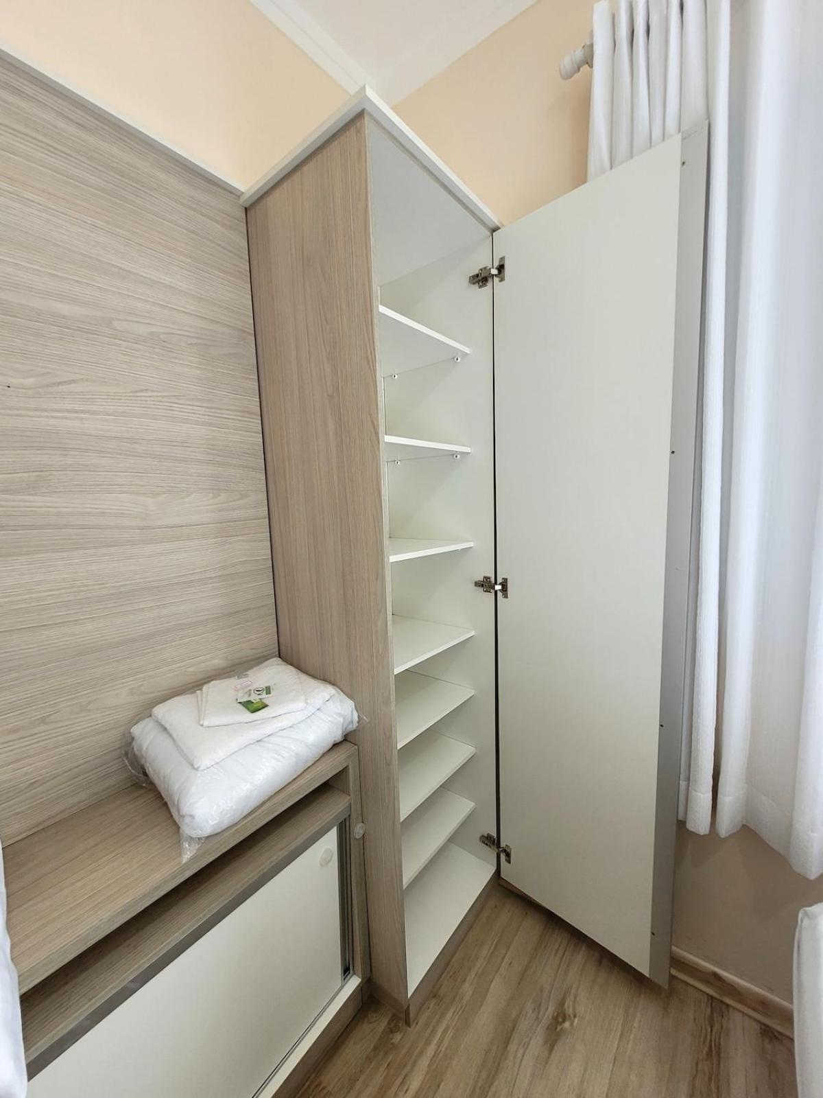 Grande Apt No Centro C/ Cozinha Completa Varanda Poços de Caldas Esterno foto